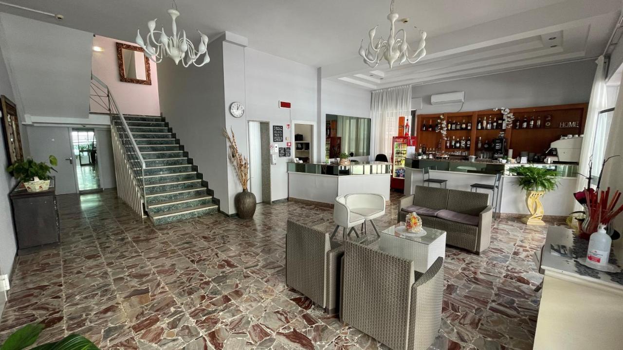 Hotel Venere Rimini Buitenkant foto